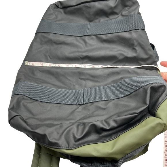 EAGLE CREEK TAUCK ARMY GREEN NO MATTER WHAT SMALL DUFFLE BAG - Picture 5 of 12